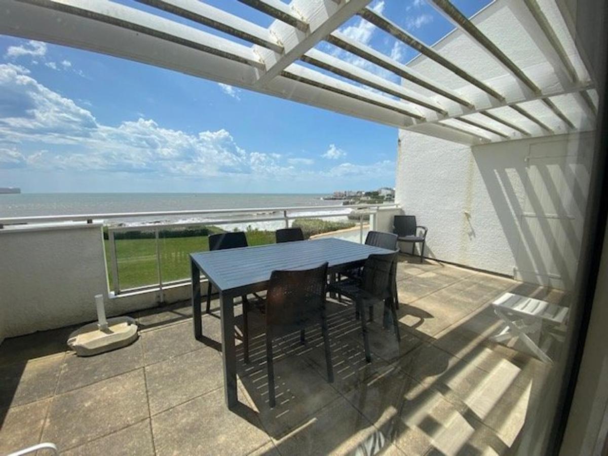 Appartement Moderne Avec Terrasse Et Garage A Royan - Fr-1-494-65 외부 사진
